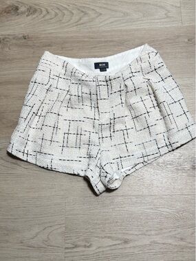 Anthropologie Maeve Cream Tweed High-Waist Shorts with Black Grid Detail